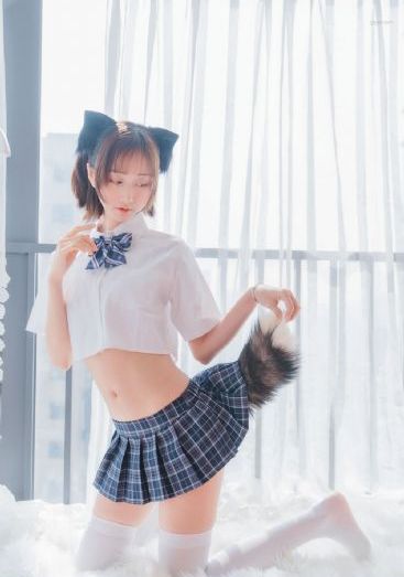 年轻的母亲手机在线