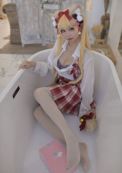 三个巴伐利亚女孩游巴黎