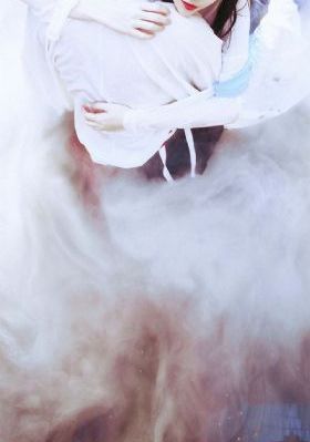 火山口的二人